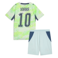 Camiseta Suiza Granit Xhaka #10 Segunda Equipación Replica Mundial 2026 para niños mangas cortas (+ Pantalones cortos)
